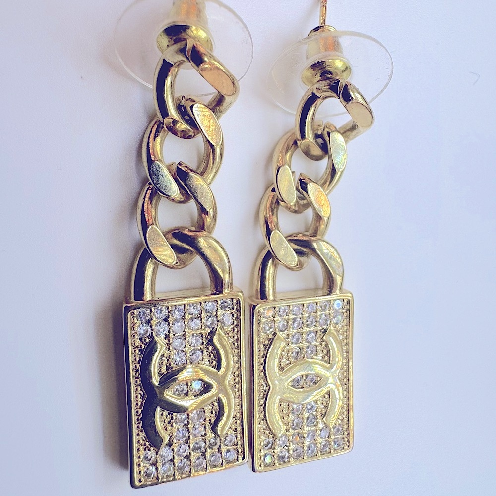 CHANEL Crystal Chain CC Earrings Authentic Vintage Chanel 1995 - Picture 4 of 11
